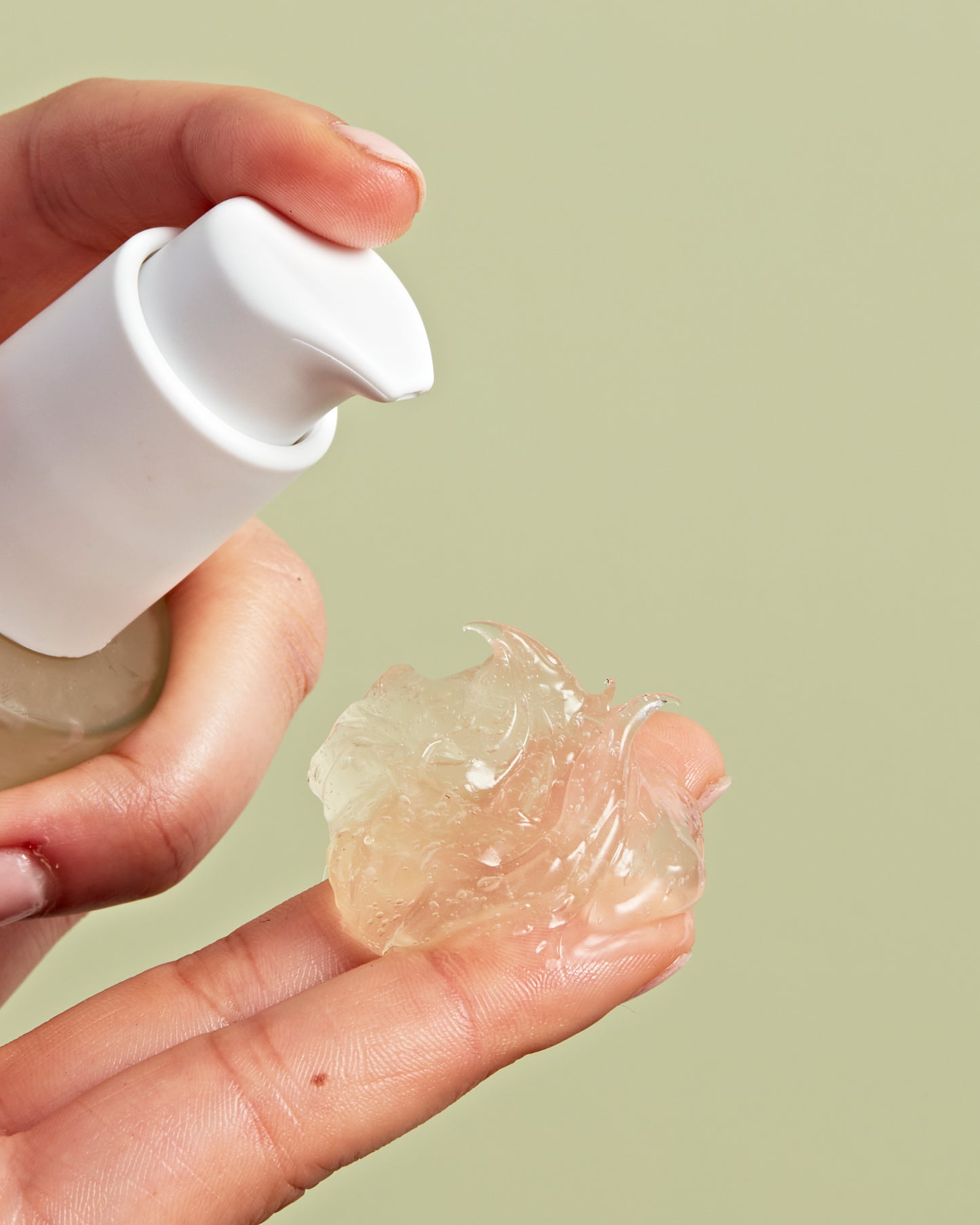 model dispensing aloe vera hair gel|variant:074-oz